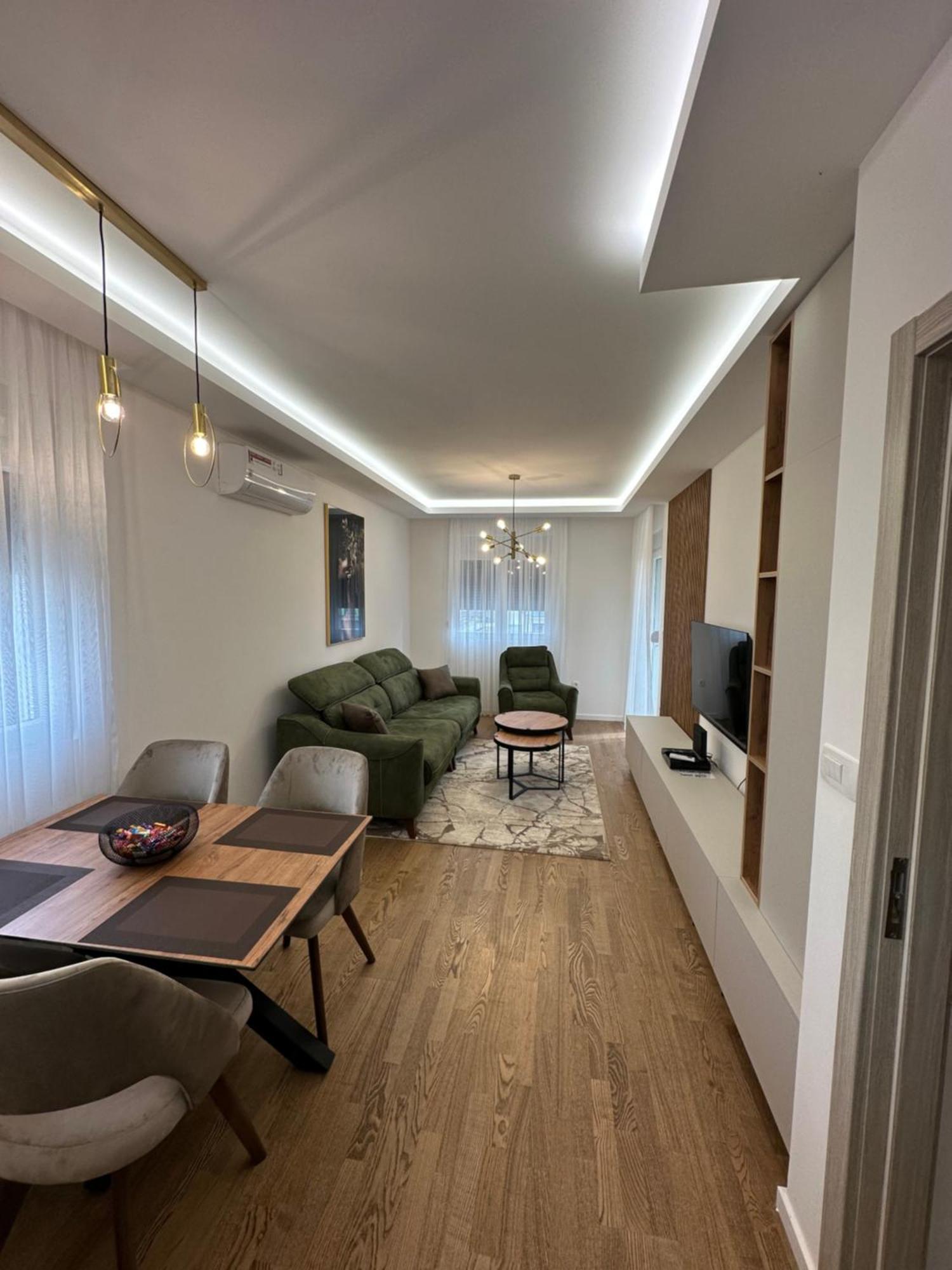 Luxury Apartments D&B Podgoriţa Exterior foto