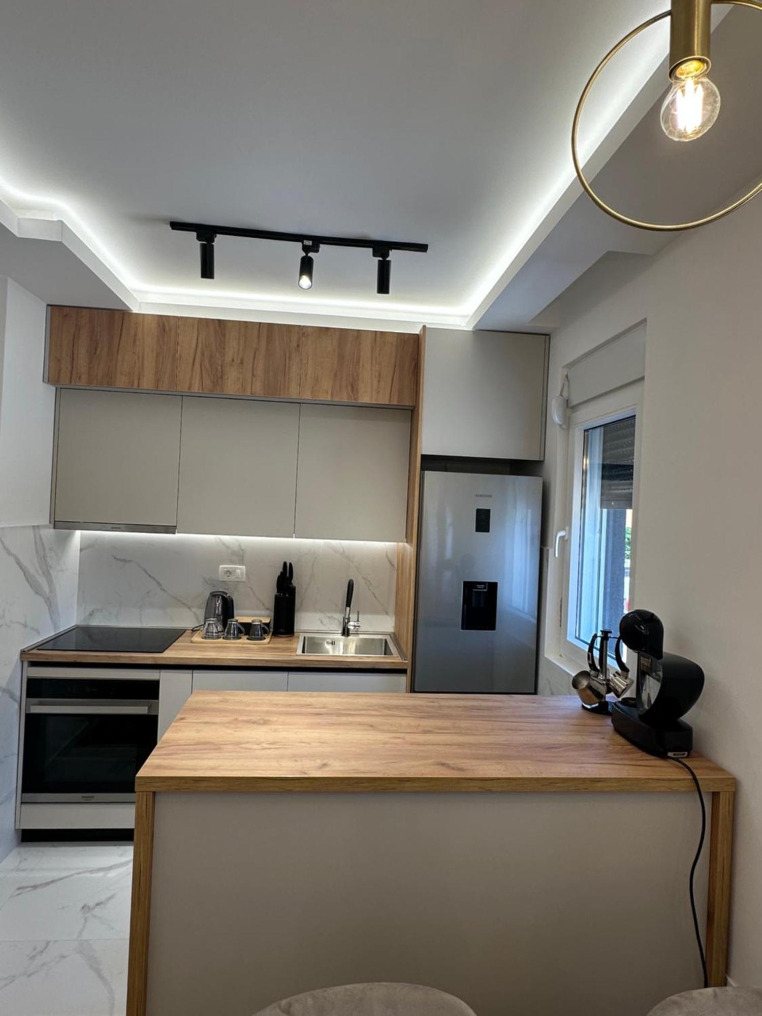 Luxury Apartments D&B Podgoriţa Exterior foto